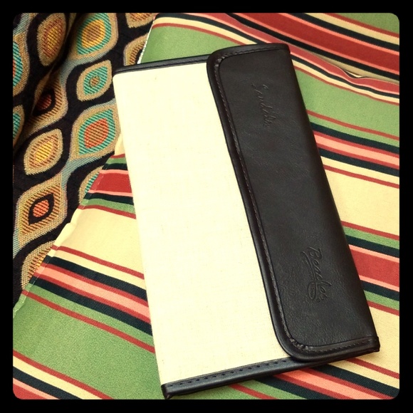 Linen and Leather Document Folder - Picture 1 of 5